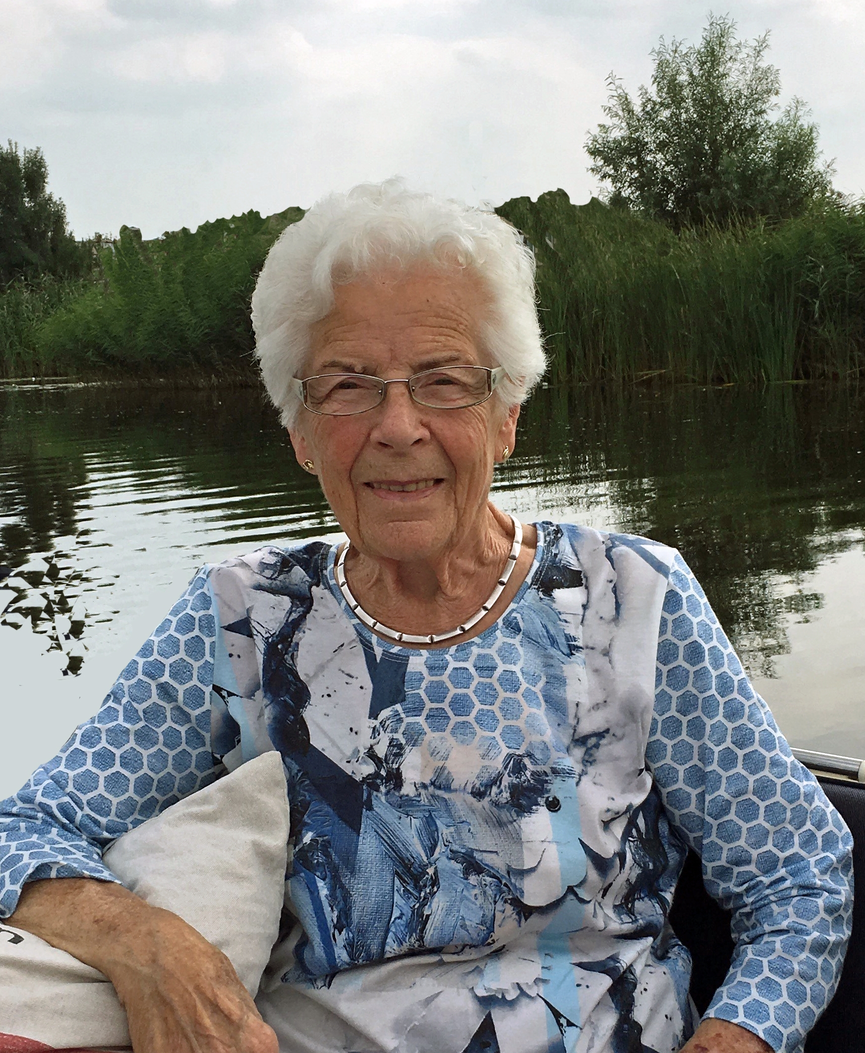Riet Van Asten-van der Holst