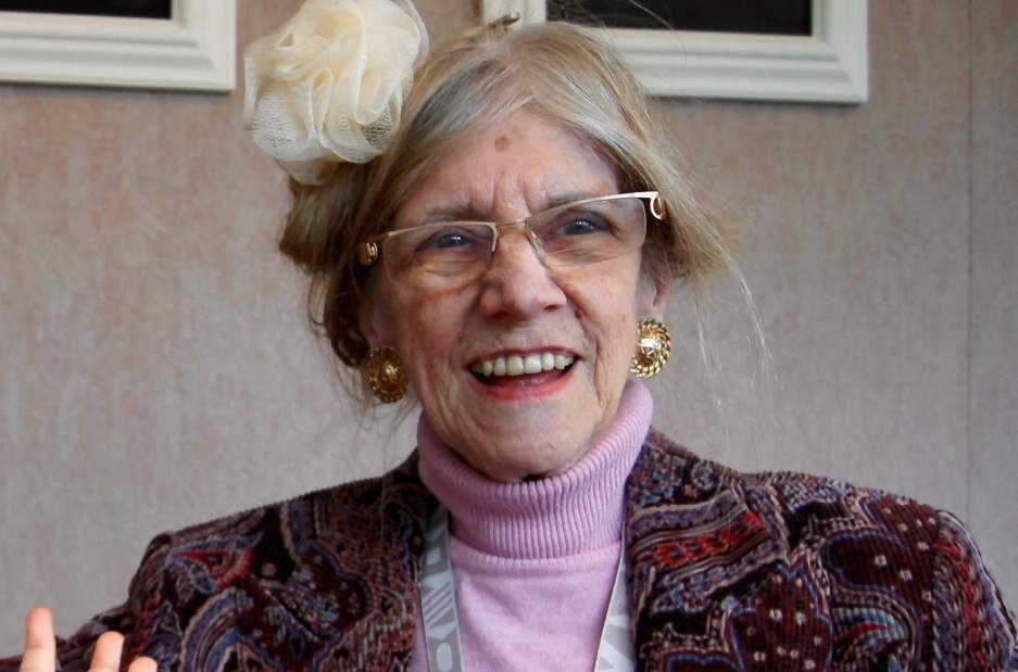 Netty van Aken - van de Leur