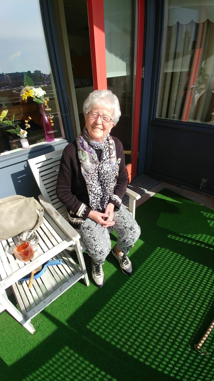 Tiny van den Broek-Giebels