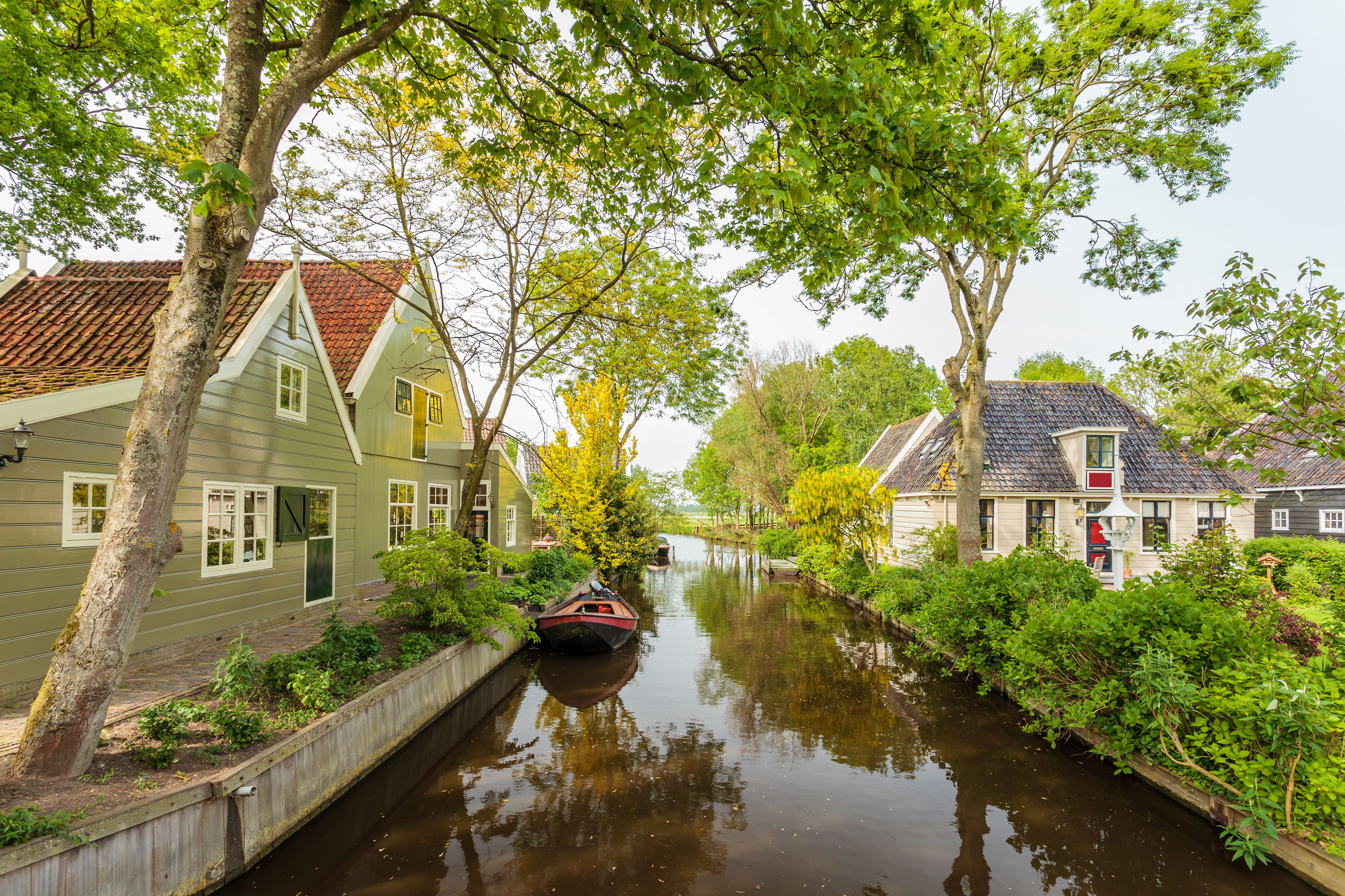 Monument Broek in Waterland