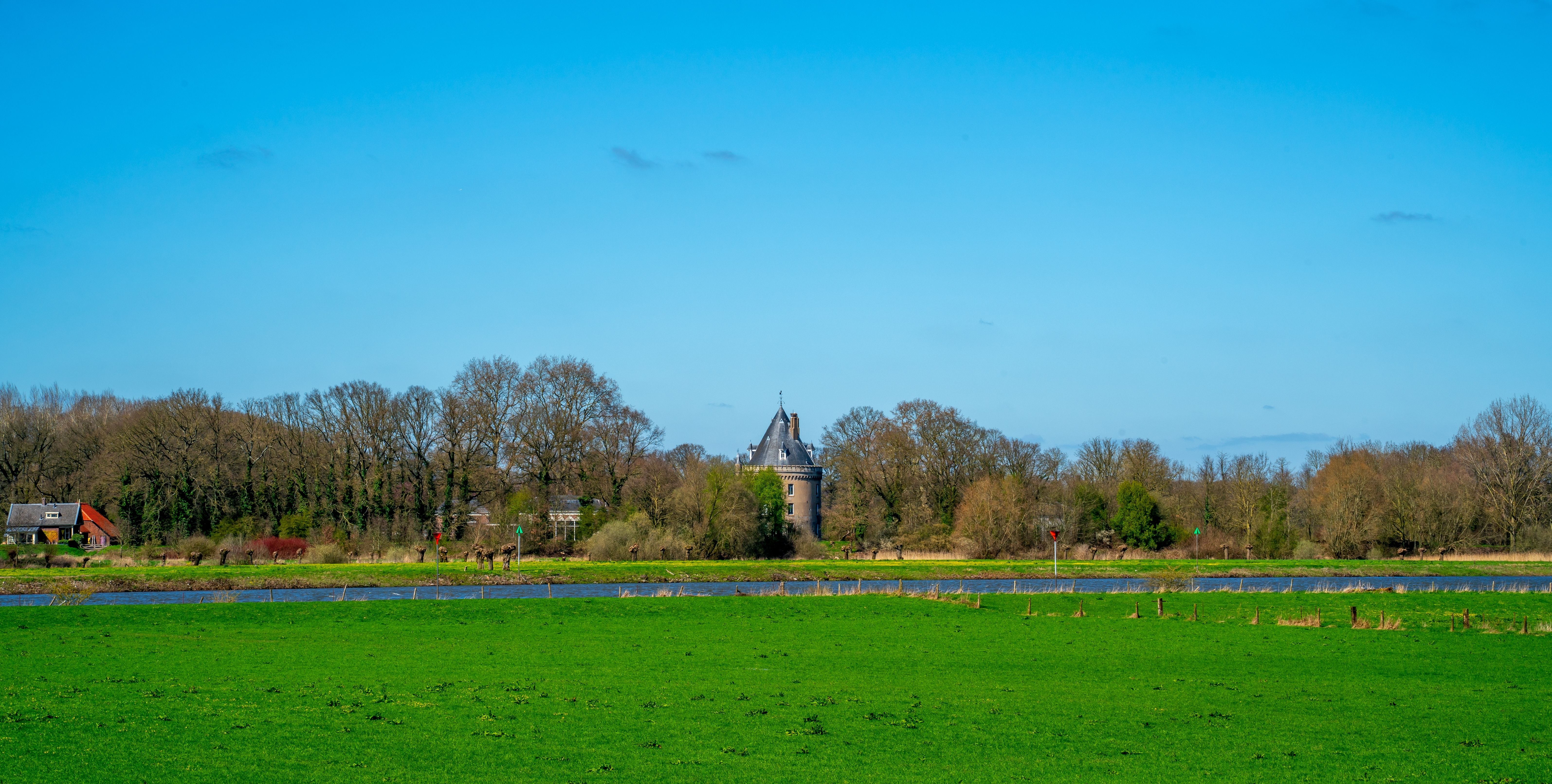 Halle
