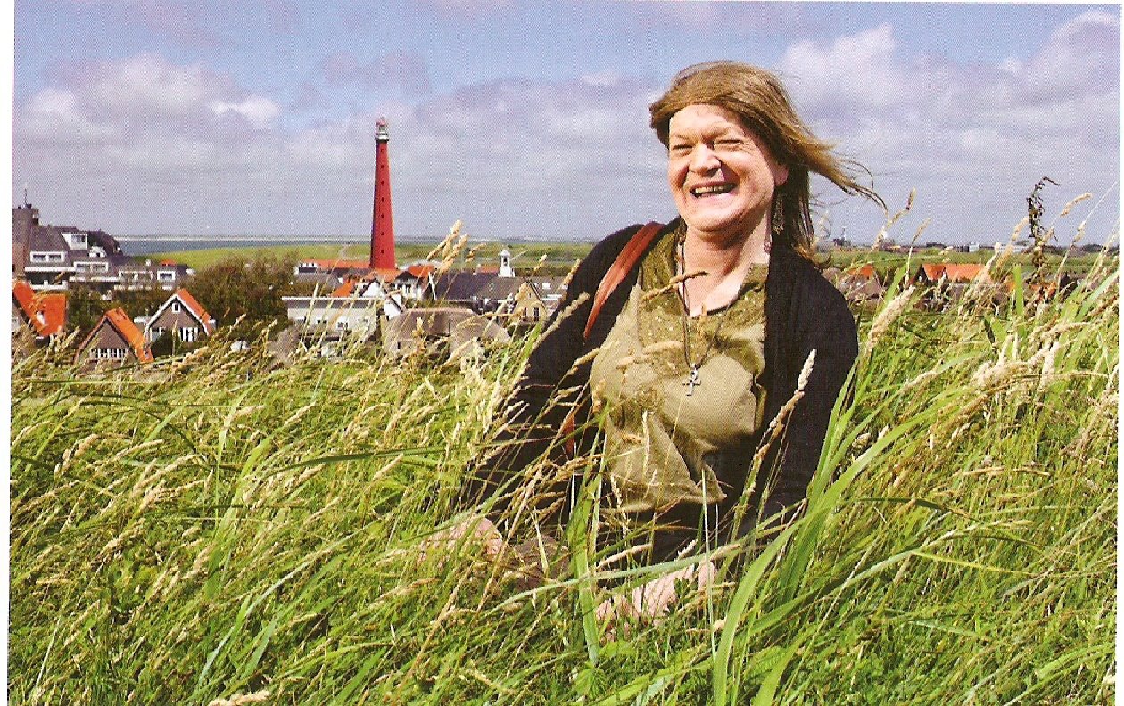 Joan Pfann