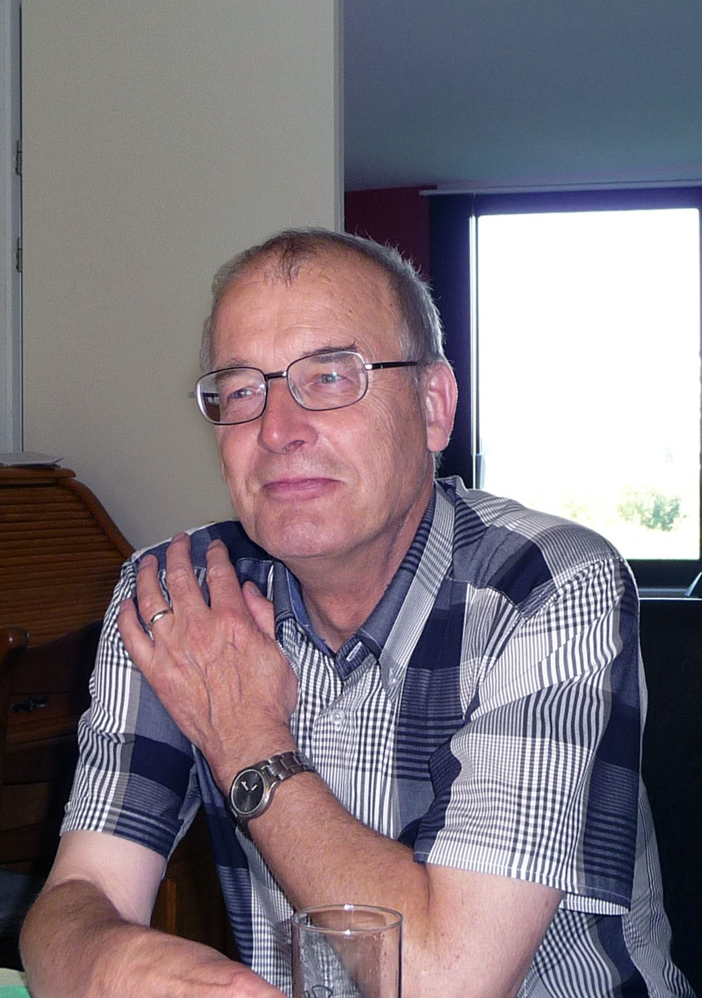 Koos van den Broek